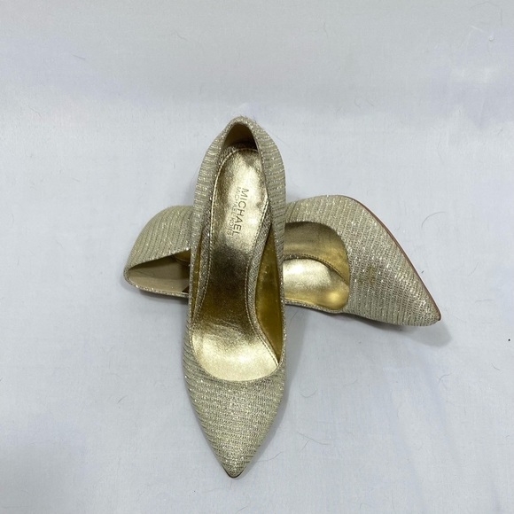 Michael Michael Kors Gold Sparkly Stilletos. - Picture 2 of 4